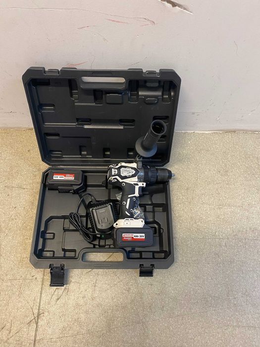 Бормашина ударна безч. 20V 2-ск. 2х4Ah 155Nm куфар/	Количка за инструм