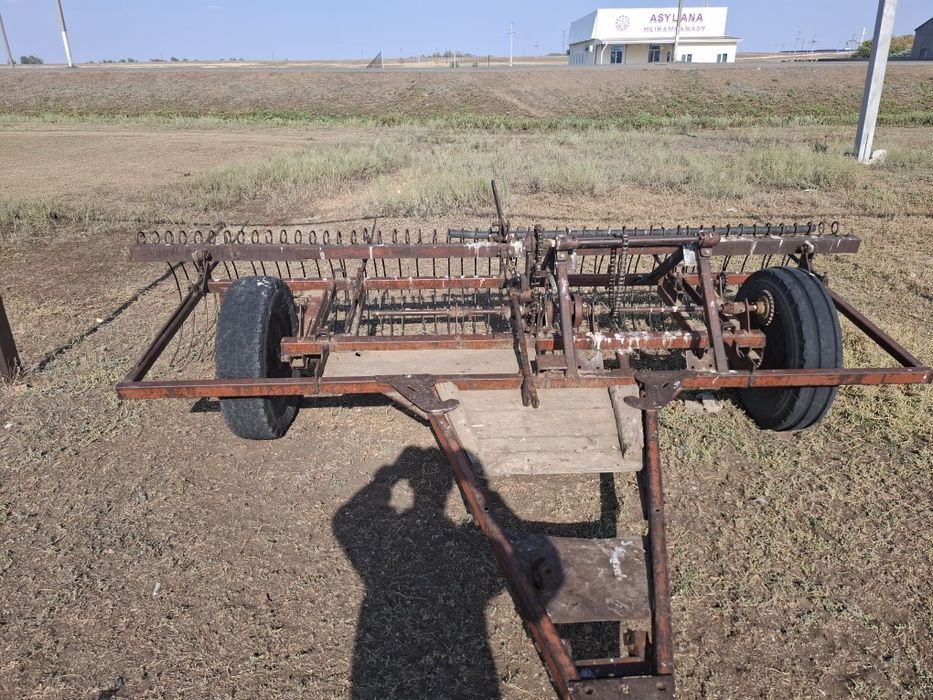 Продам технику  трактора комплект