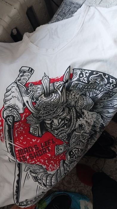 Отдам вещи подростковые. Мужские. Брюки.  Кофты