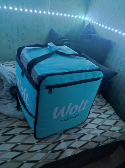 Продам сумки wolt
