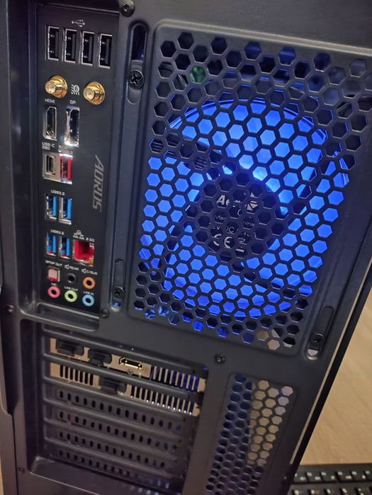 Продам Системный блок Core I7 13700