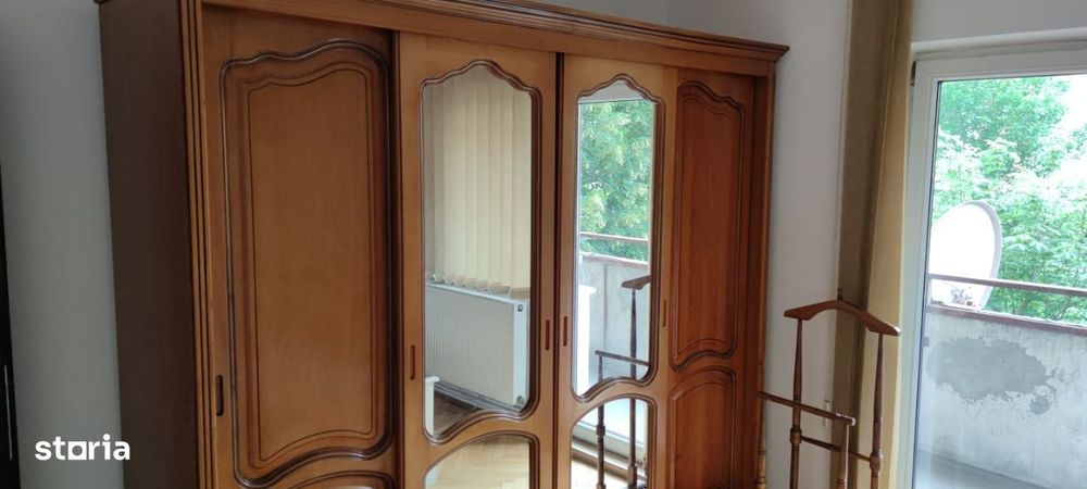 Inchiriez apartament cu 3 camere pe Str.Carpatilor 13 COMISION 0