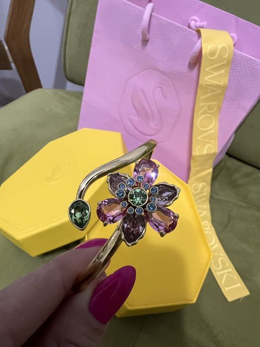 Гривна “Сваровски”