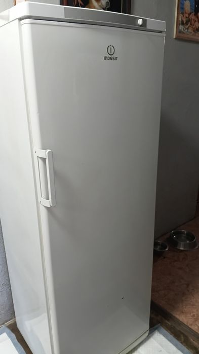 Морозильная камера indesit