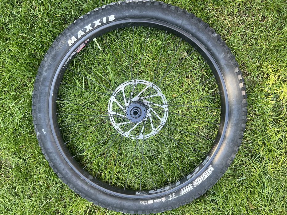 Roata bicicleta fata 27,5*2.80!