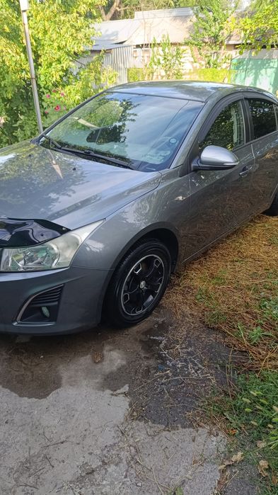 Продам Шевроле Круз