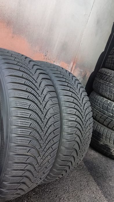 2броя зимни гуми 205/55/16 Hankook 
dot23
8mm