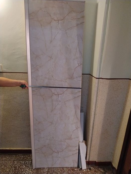 Masa de bucătărie și blat mobila