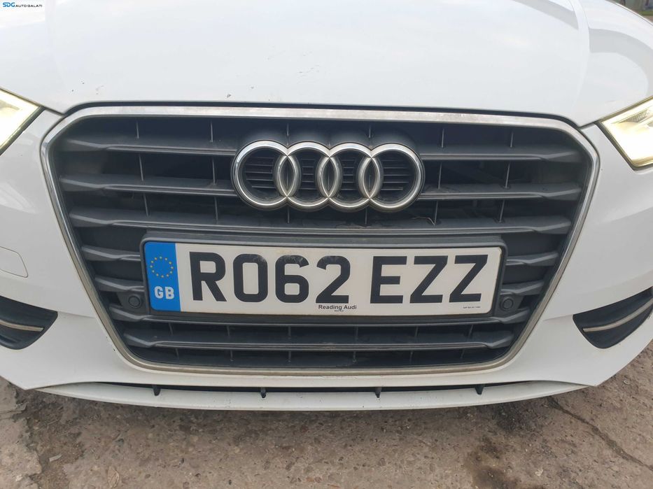 Bara Spoiler Fata Completa cu Locas Senzori Parcare si Grila cu Emblema Audi A3 8V NFL Non Facelift 2012 - 2016 Culoare LS9R [K3262]