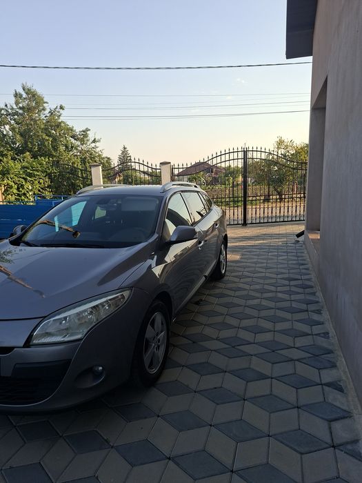 RENAULT Megane 2010 — imagine 4
