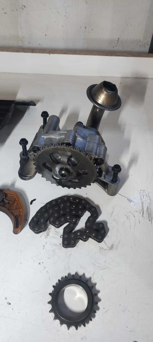KIt pompa ulei volkswagen vw passat 1.9 TDI AVF