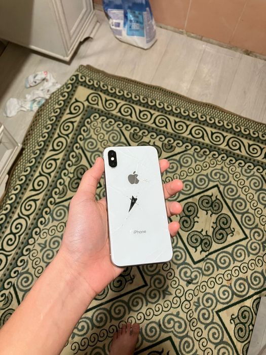 iPhone X сатылады