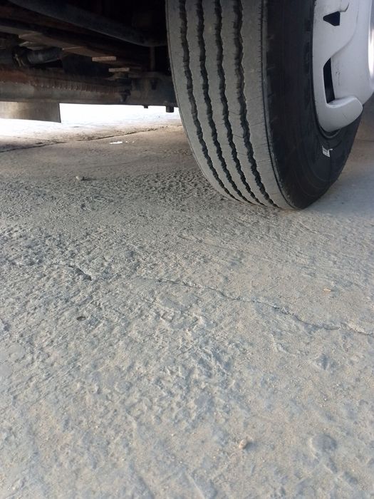 Isuzu avtobus sotiladi