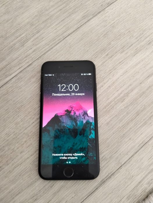 Продам Айфон 7 32 г