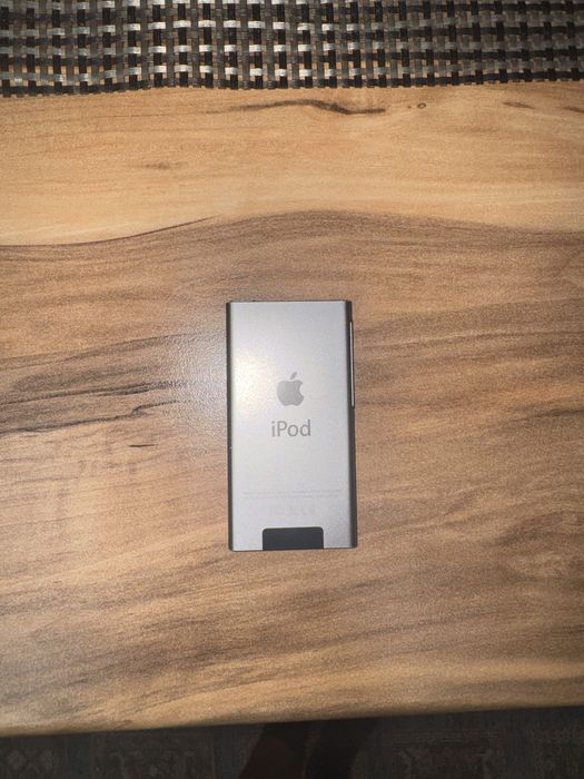 Продам плеер ipod nano 7