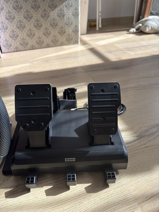 Волан Hori Racing Wheel Apex (RWA) за PS5 / PS4 / PC