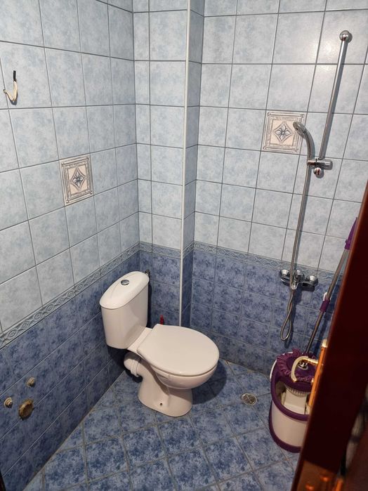 Дава се под наем Тристаен апартамент в София, Център - 150 кв.м за 1100 € - Снимка #1