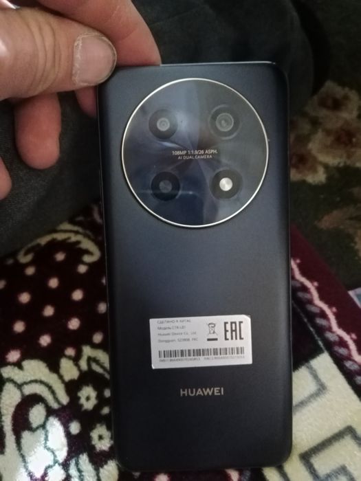 HUAWEI nova 12i сотилади ахволи яхши ишлаши яхши память 128г симка