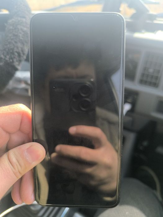 Redmi 13C 4/256Gb Russky versiya