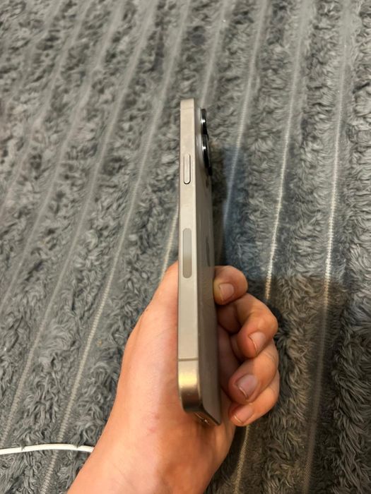 Iphone 15 pro max /schimb