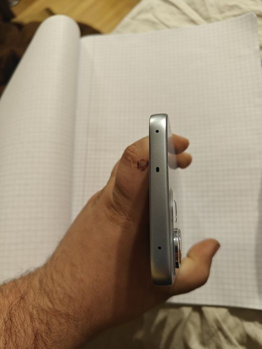 Vând telefon OPOO RENO 14F