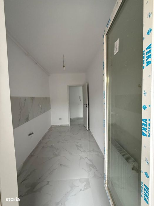 Garsoniera Moderna - Bloc Nou - Tva Inclus - Parter Cu Balcon