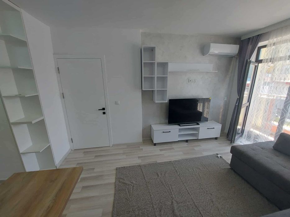 Дава се под наем Двустаен апартамент в Търговище, Вароша - 60 кв.м за 306 € - Снимка #2