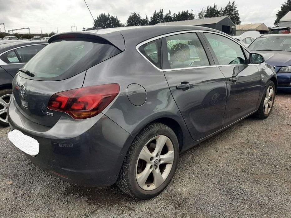 Aripa dreapta spate Opel Astra J 2010 HATCHBACK 1.7 CDTI DTJ