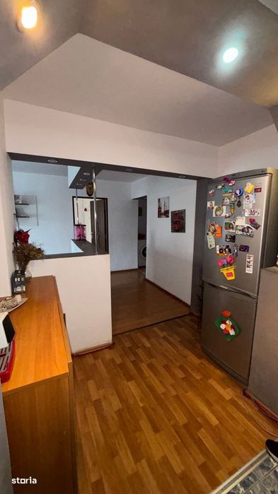 Apartament de vânzare 4 camere in Alba Iulia.