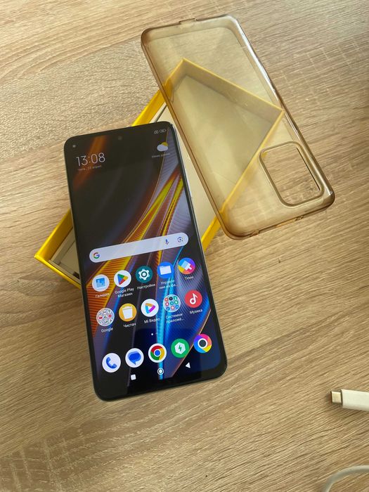 POCO X4 GT 5G, много запазен- като нов е, пълен комплект