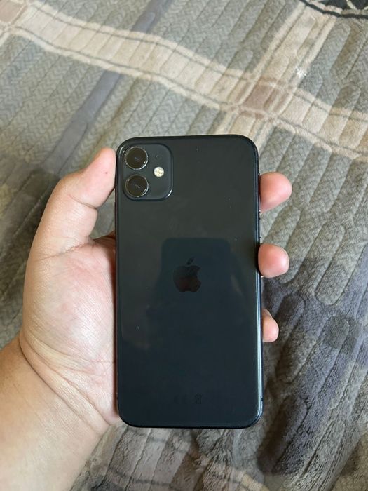 Продается 11 черный 128gb