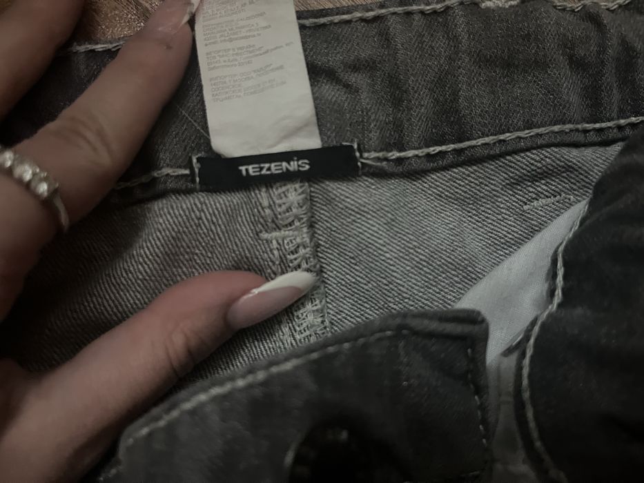 Blugi gri marimea 36