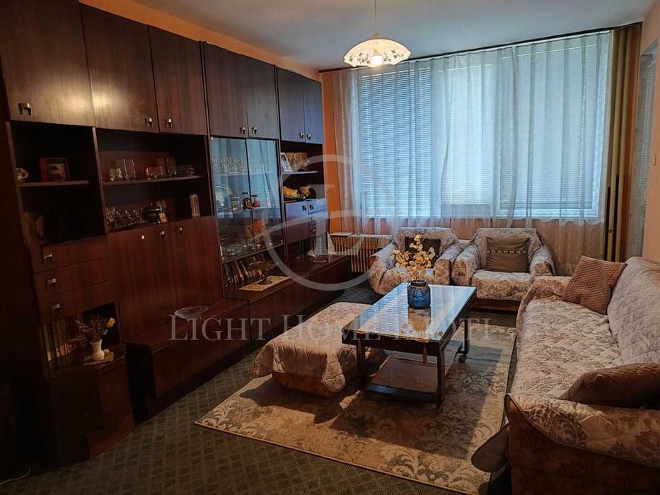 Продава се Тристаен апартамент в Пловдив, Христо Смирненски - 84 кв.м за 1834 €/кв.м - Снимка #2