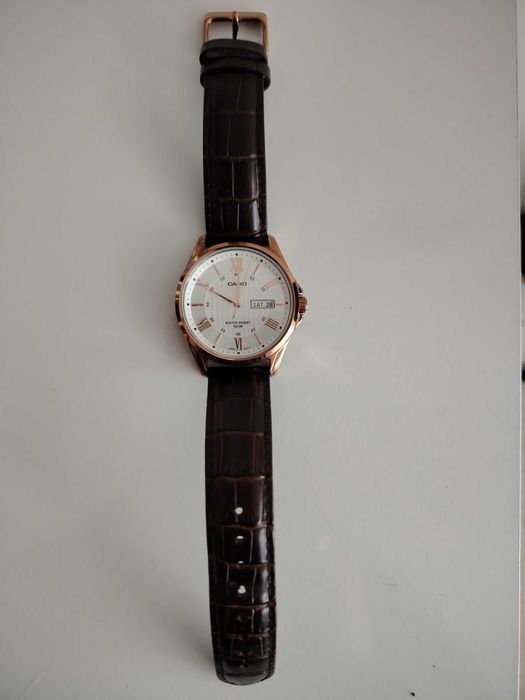 Часовник CASIO MTP-1384