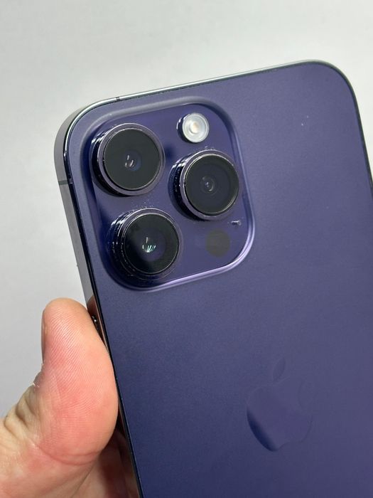 Продам Айфон 14 Про Макс 128г