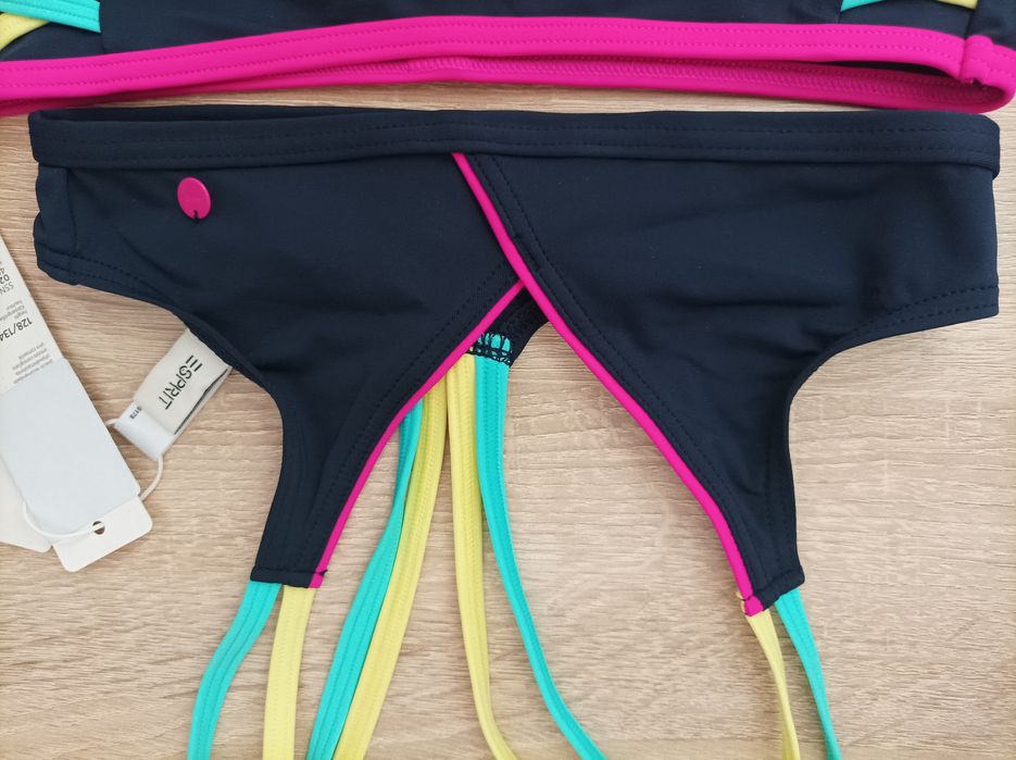 Esprit 7-9год 128-134см бански