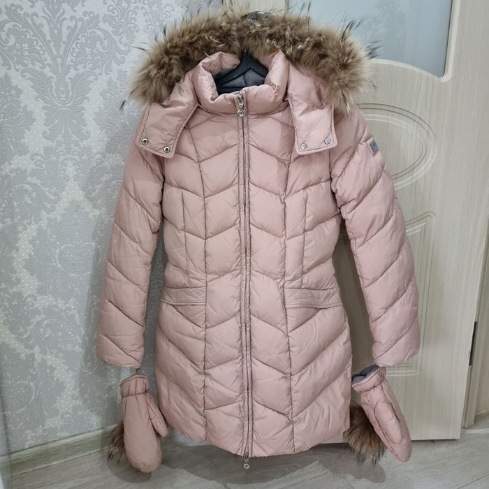 Продам детскую куртку для девочки