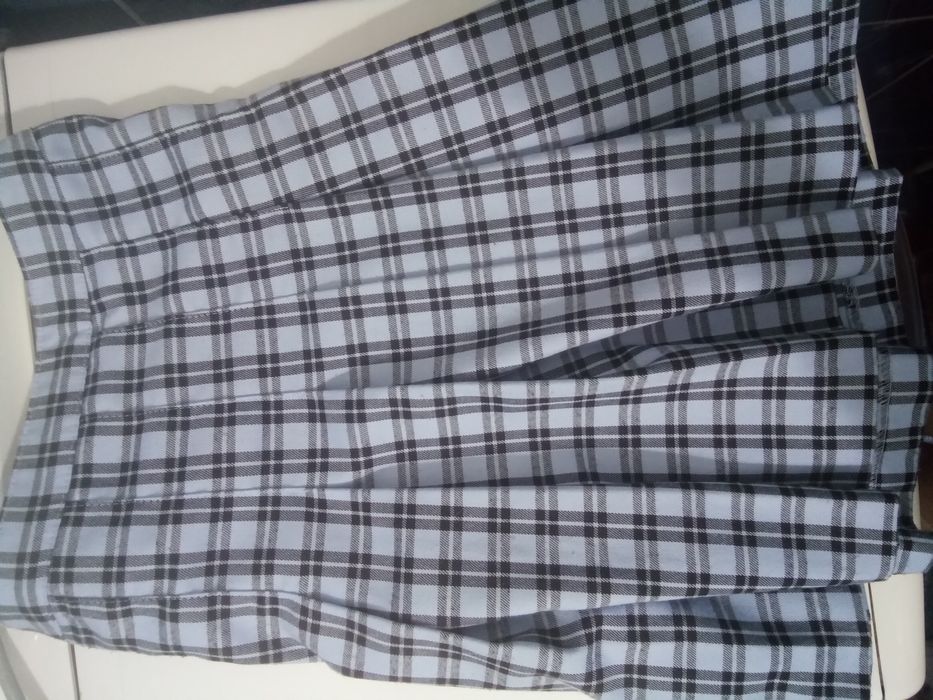 Fustă albastră EUR 158/12-13 yrs