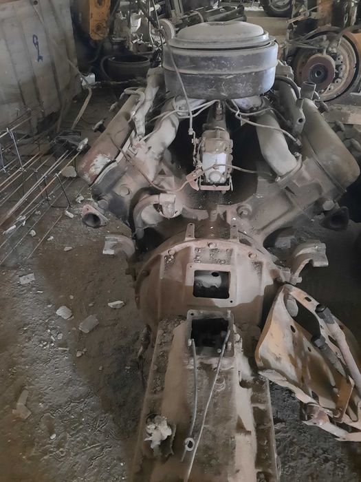 Двигатеь б.у т-130. Ямз