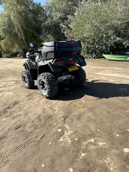 Can am outlander 800R