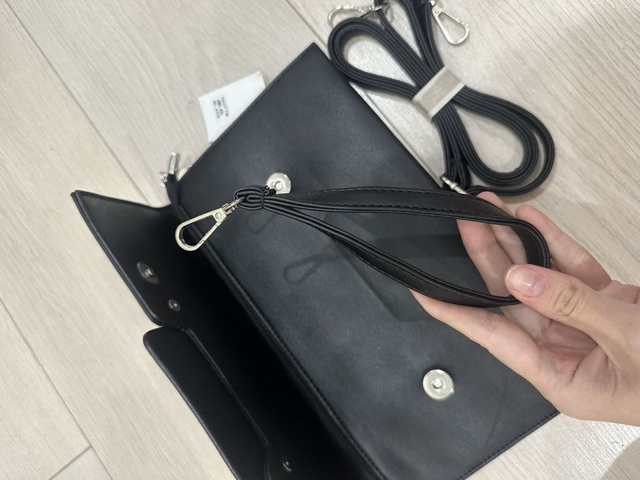 Продам сумку клатч