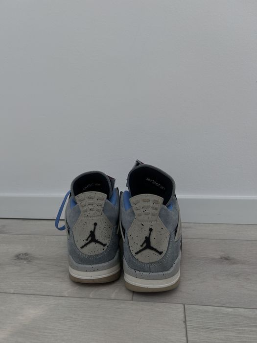 Jordan 4 Retro University Blue