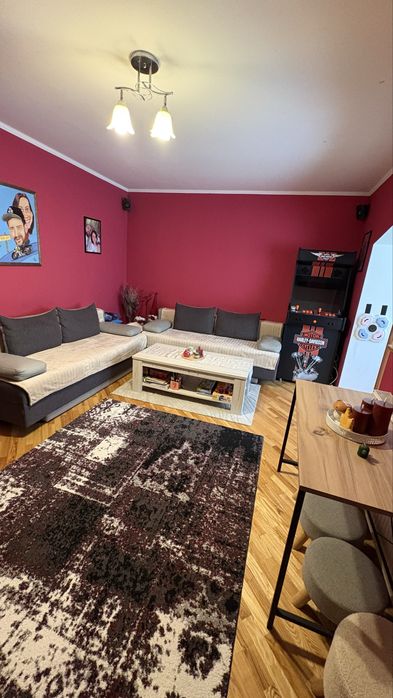 Apartament cu 3 camere