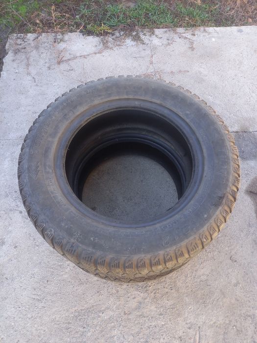 Продаётся зимняя покрышка