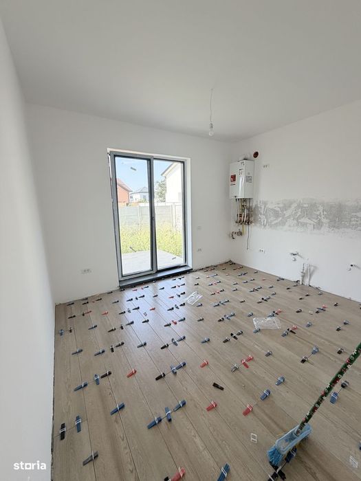 Casa nouă individuala cu 4 camere și mansardă în Bragadiru