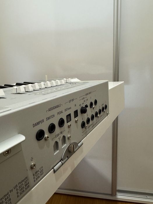 Продавам Korg M3 XPanded