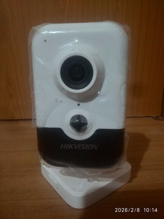 Камера бор хиквижн 2463 6 мп.хотира 1 TB. POE SWITCH 4 PORT