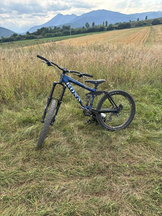 Bicicleta Freeride Downhill Kona Stinky