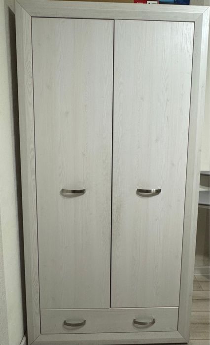 Шкаф для хранения одежды