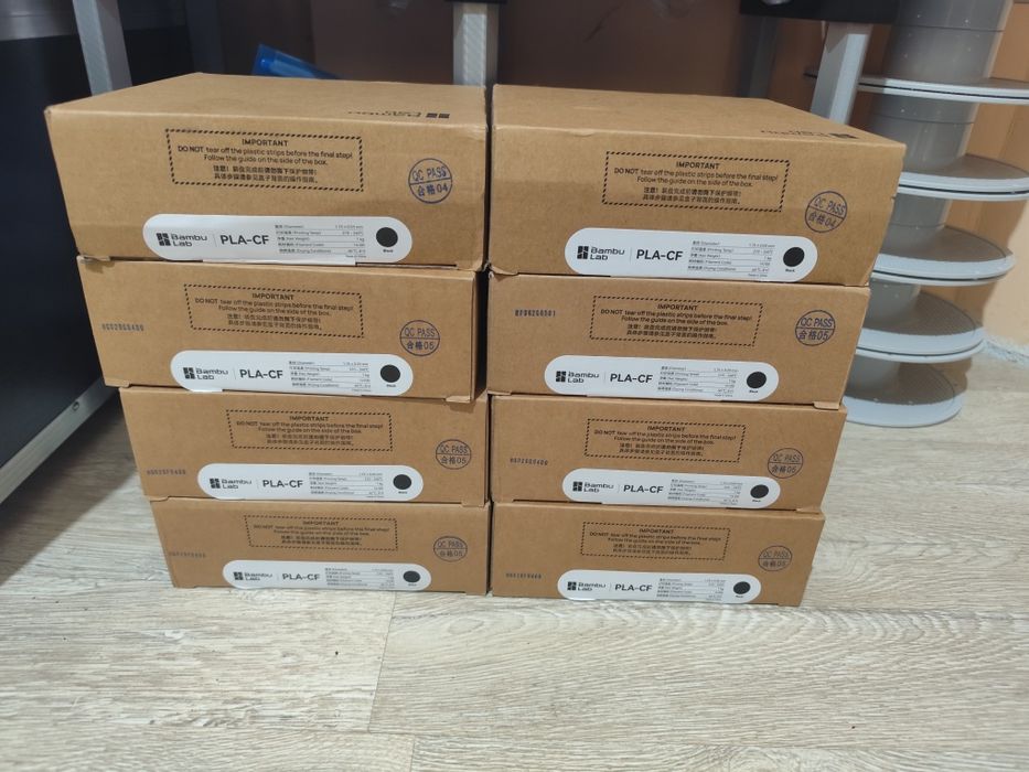8 бр. Bambu lap PLA CF refill black филамент